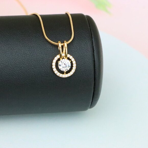 "Brilliant White Center Stone Pendant with Elegant Crystal Halo Design, XPPT1709 - Picture 5 of 13